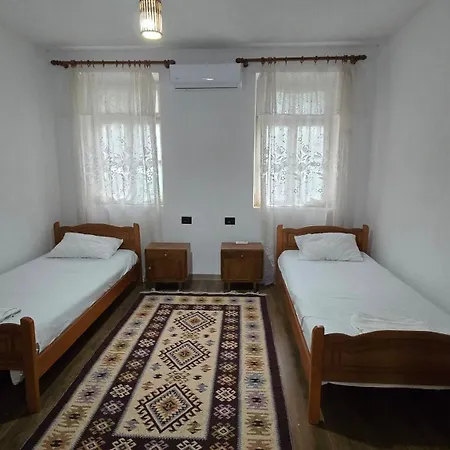 ホステル The Old Gate